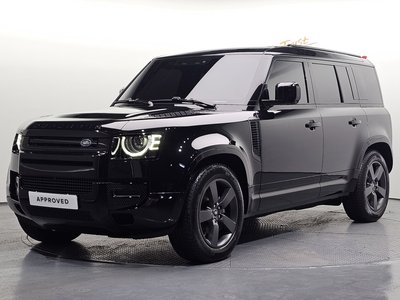 صورة 1 لـ 2025 LAND Rover DEFENDER