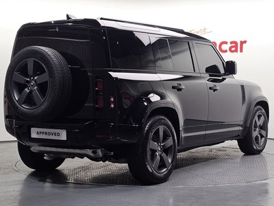 صورة 4 لـ 2025 LAND Rover DEFENDER