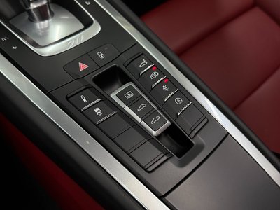 صورة مصغرة 17 لـ 2017 Porsche 911