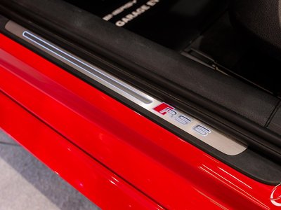 صورة مصغرة 57 لـ 2015 AUDI RS6 AVANT