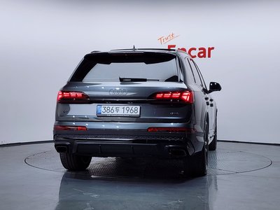 AUDI Q7 - 3