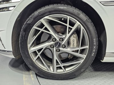 صورة 6 لـ 2022 Genesis G90 (RS4)