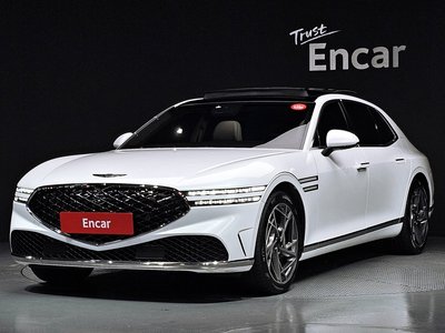 صورة 1 لـ 2022 Genesis G90 (RS4)