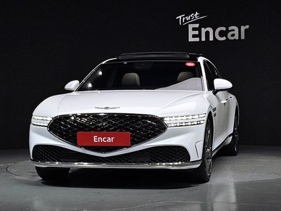 صورة 2 لـ 2022 Genesis G90 (RS4)