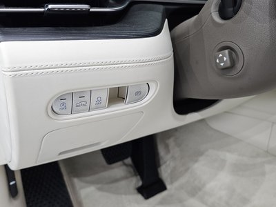 صورة مصغرة 24 لـ 2022 Genesis G90 (RS4)