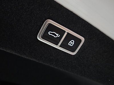 صورة مصغرة 21 لـ 2022 Genesis G90 (RS4)