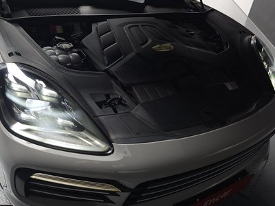 صورة 7 لـ 2021 Porsche CAYENNE