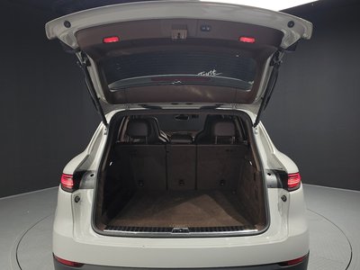 صورة مصغرة 20 لـ 2021 Porsche CAYENNE