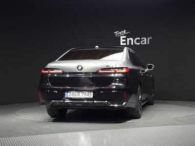 BMW 7 SERIES - 4