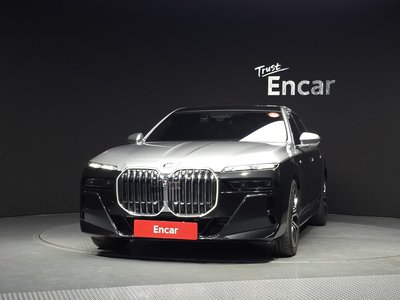 BMW 7 SERIES - 2