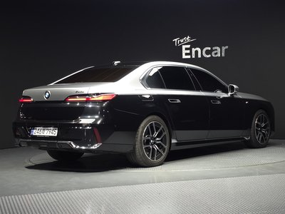BMW 7 SERIES - 3