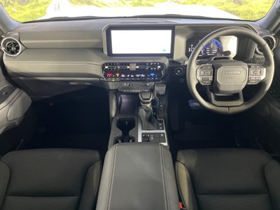 2026 Toyota LAND CRUISER 250 photo 2
