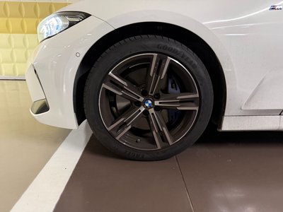 2025 BMW 3 SERIES photo 6