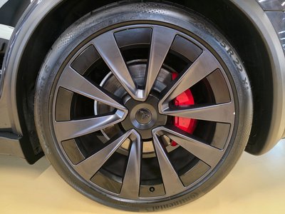 2024 Tesla MODEL X — фото 6