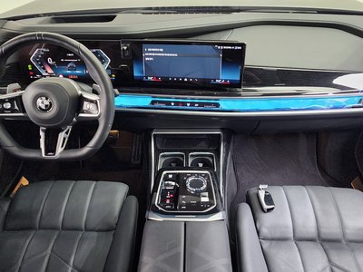 BMW 7 SERIES - 4