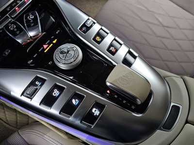 MERCEDES-BENZ GT AMG - 9