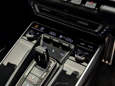 صورة مصغرة 18 لـ 2019 Porsche 911