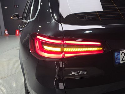 صورة 10 لـ 2021 BMW X5