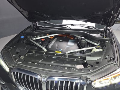 صورة 7 لـ 2021 BMW X5