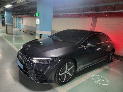 MERCEDES-BENZ EQE - 1