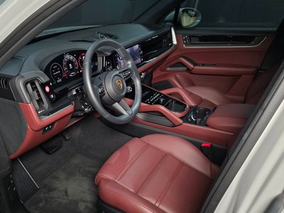 PORSCHE CAYENNE - 5