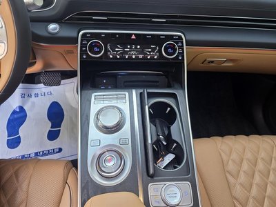 GENESIS GV80 - 10
