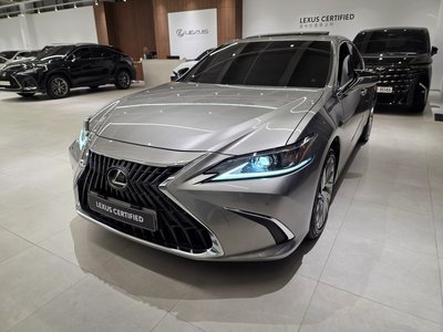 LEXUS ES - 1