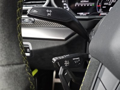 2024 Lamborghini URUS thumbnail 28