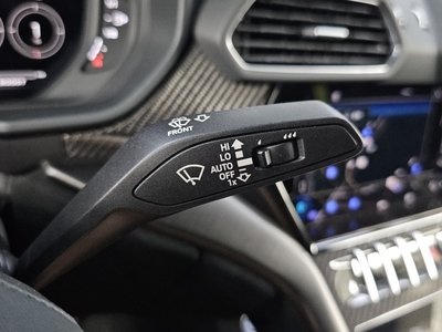 2024 Lamborghini URUS thumbnail 30