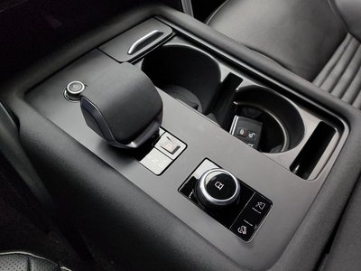 LAND ROVER DISCOVERY - 9