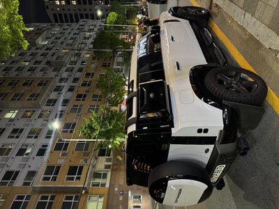 LAND ROVER DEFENDER - 4