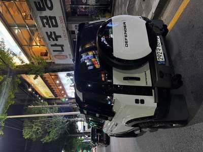 LAND ROVER DEFENDER - 3