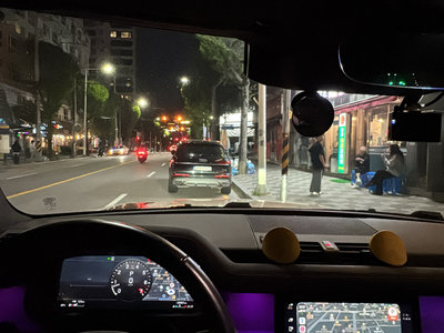 LAND ROVER DEFENDER - 7