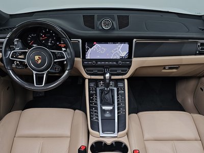 PORSCHE MACAN - 5