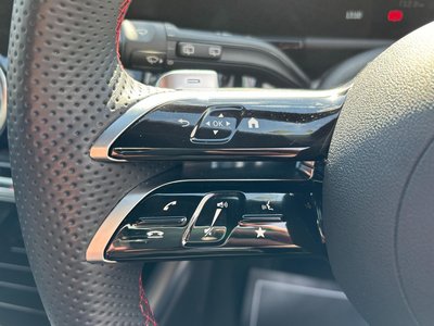 MERCEDES-BENZ GLA - 10