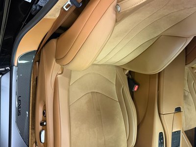 2017 Lexus LC — миниатюра 14