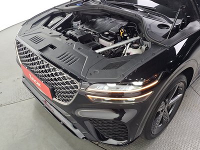 صورة 7 لـ 2022 Genesis GV70