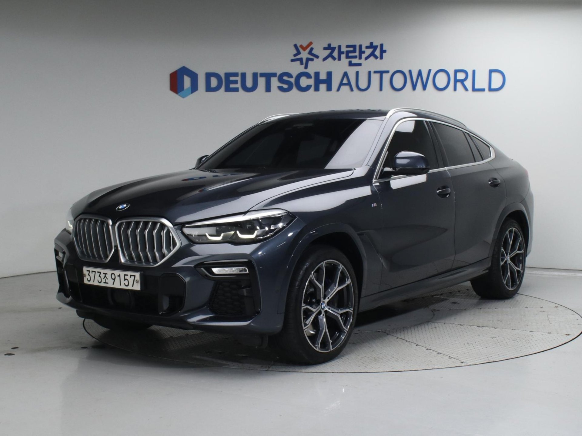 BMW X6 - View 1