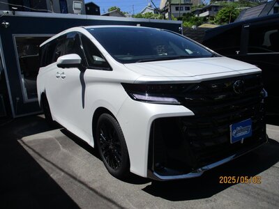 TOYOTA VELLFIRE - 2