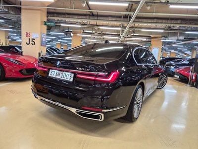 BMW 7 SERIES - 4