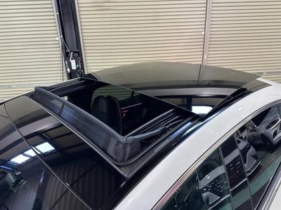 MERCEDES-BENZ EQS - 3