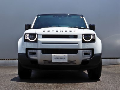 LAND ROVER DEFENDER - 4