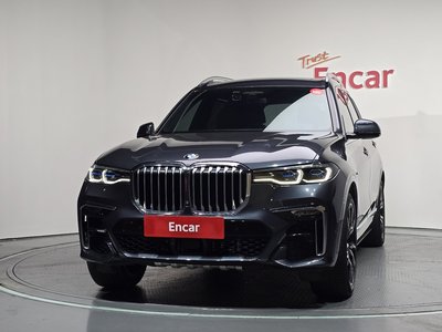 2020 BMW X7 — фото 2