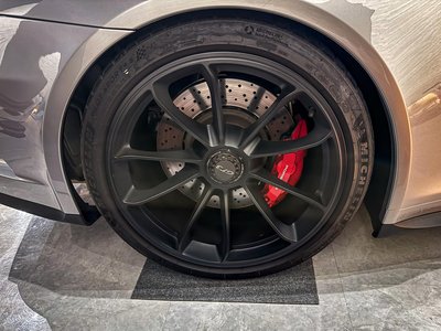 PORSCHE 911 - 8