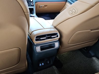صورة مصغرة 19 لـ 2025 Genesis GV80
