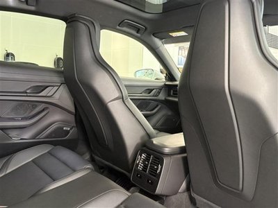 صورة مصغرة 23 لـ 2024 Porsche TAYCAN