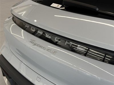 2024 Porsche TAYCAN 照片 10