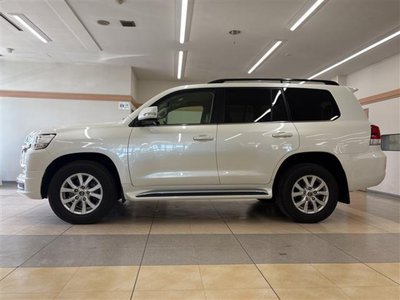 صورة 7 لـ 2018 Toyota LAND CRUISER 200