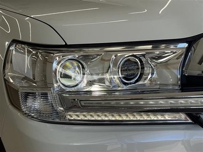 صورة مصغرة 12 لـ 2018 Toyota LAND CRUISER 200