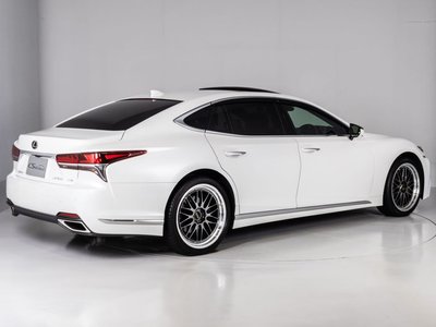 صورة مصغرة 11 لـ 2018 Lexus LS